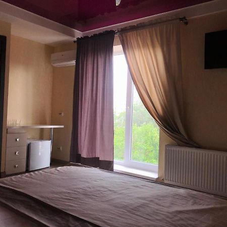 Bloom Отель Charkiv Esterno foto